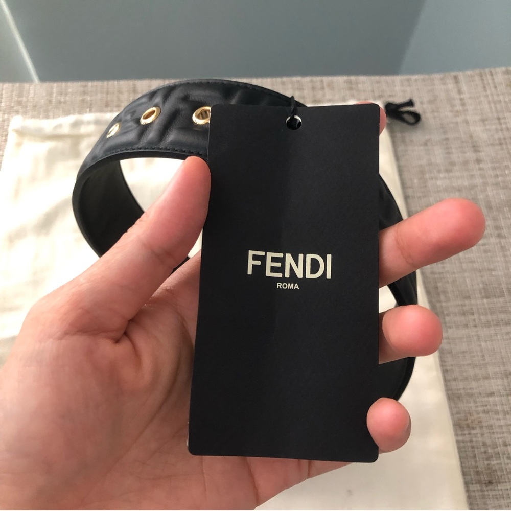 Fendi embossed leather belt black size 70 brand new - Picture 13 of 16